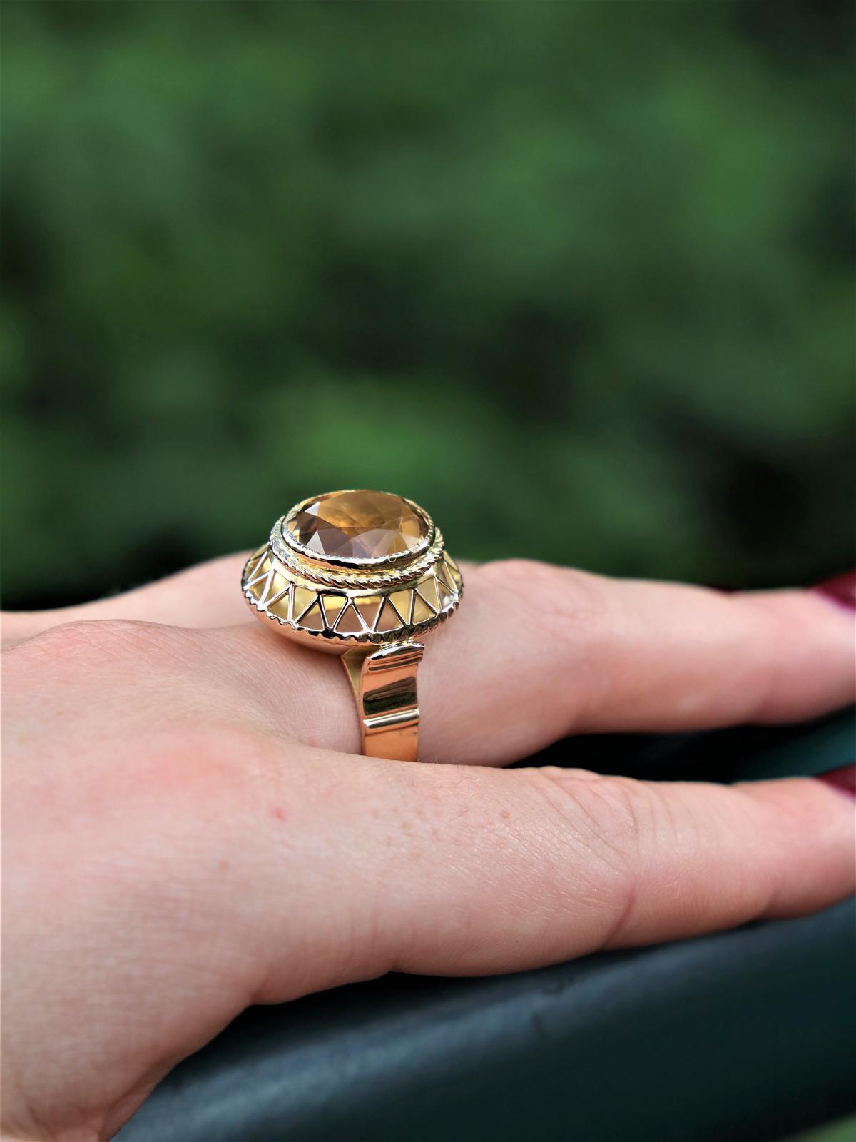 Bague citrine carats or jaune 18 carats rivluxe Occasion