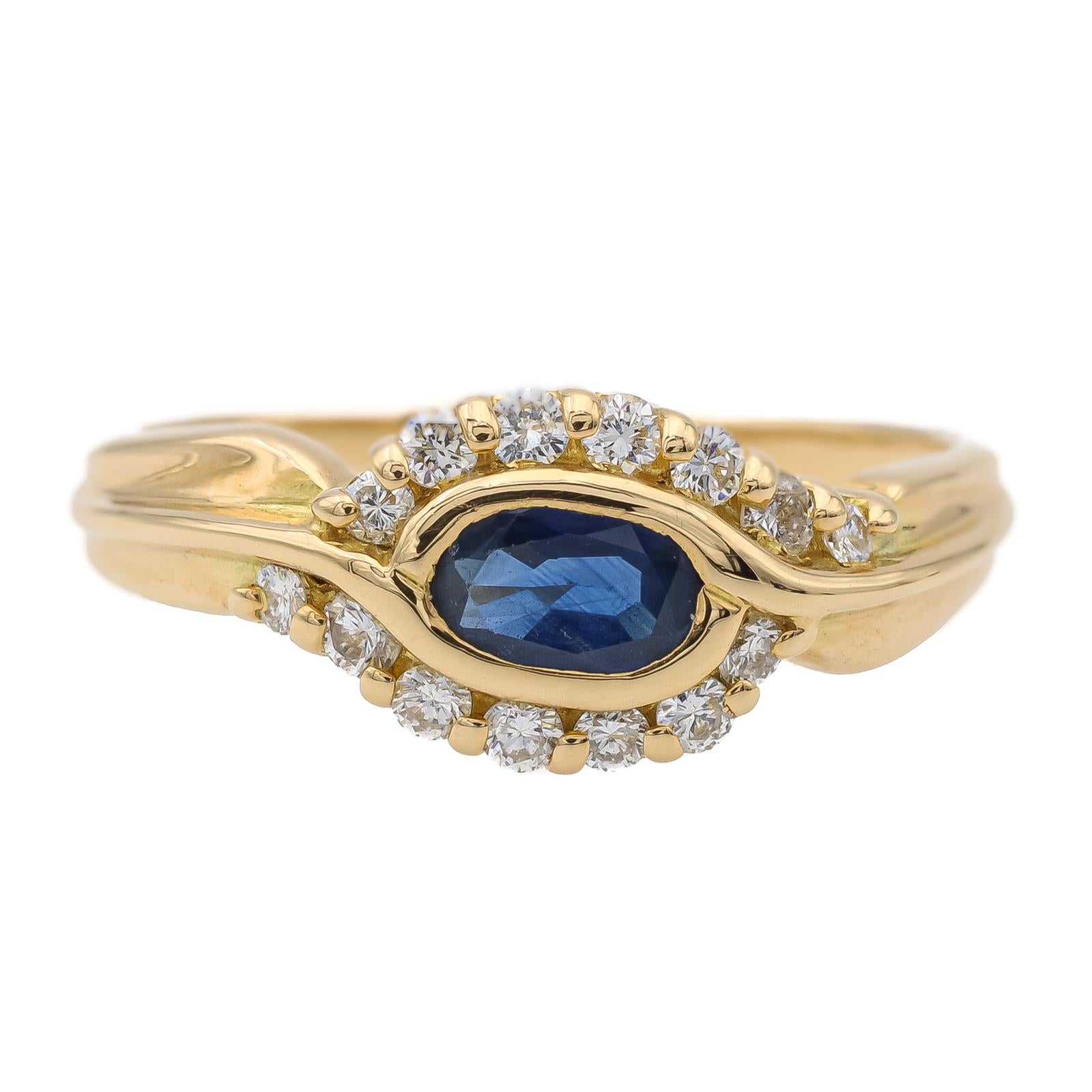 Bague Saphir Bleu et Diamants Or Jaune 18k Bijoux d'occasion Rivluxe